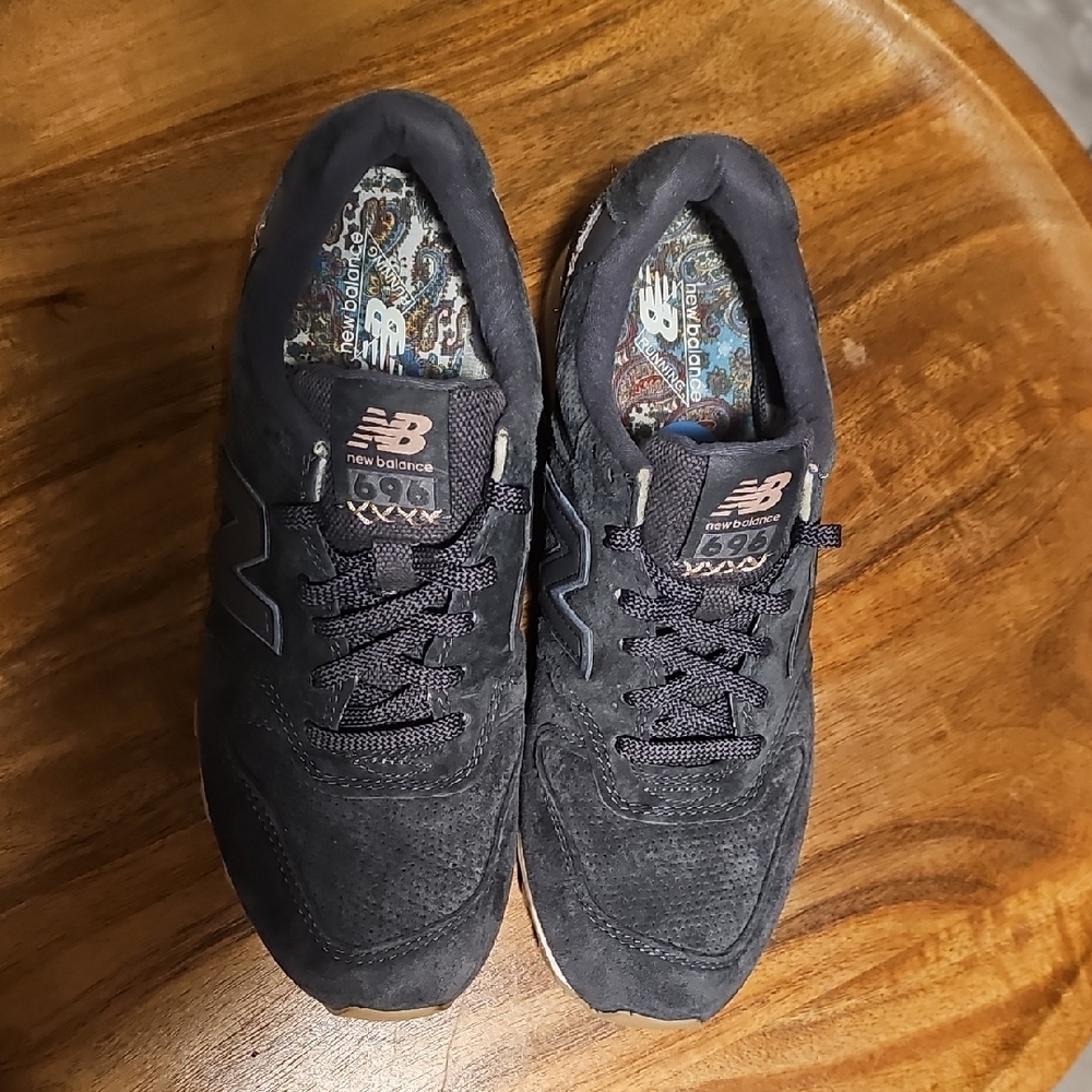 New Balance 696 Dark Gray Sneakers - Picture 3 of 6